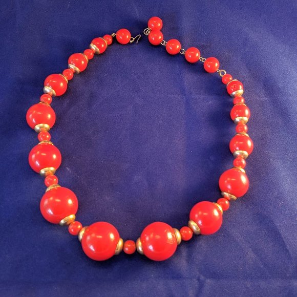 Vintage Jewelry - Retro Red Necklace Gold Tone Mid Century Statement Vintage Jewelry - Retro Red Necklace Gold Tone Mid Century Statement